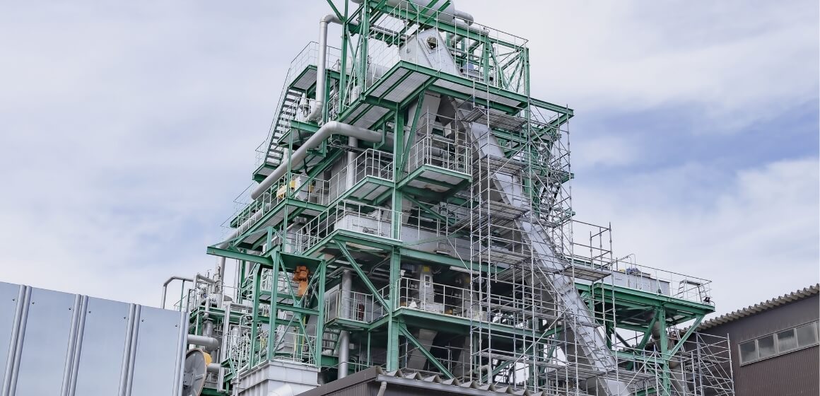 日本最大級規模のバイオマス専焼発電所を手掛ける。親会社と共に挑んだ初めての試み