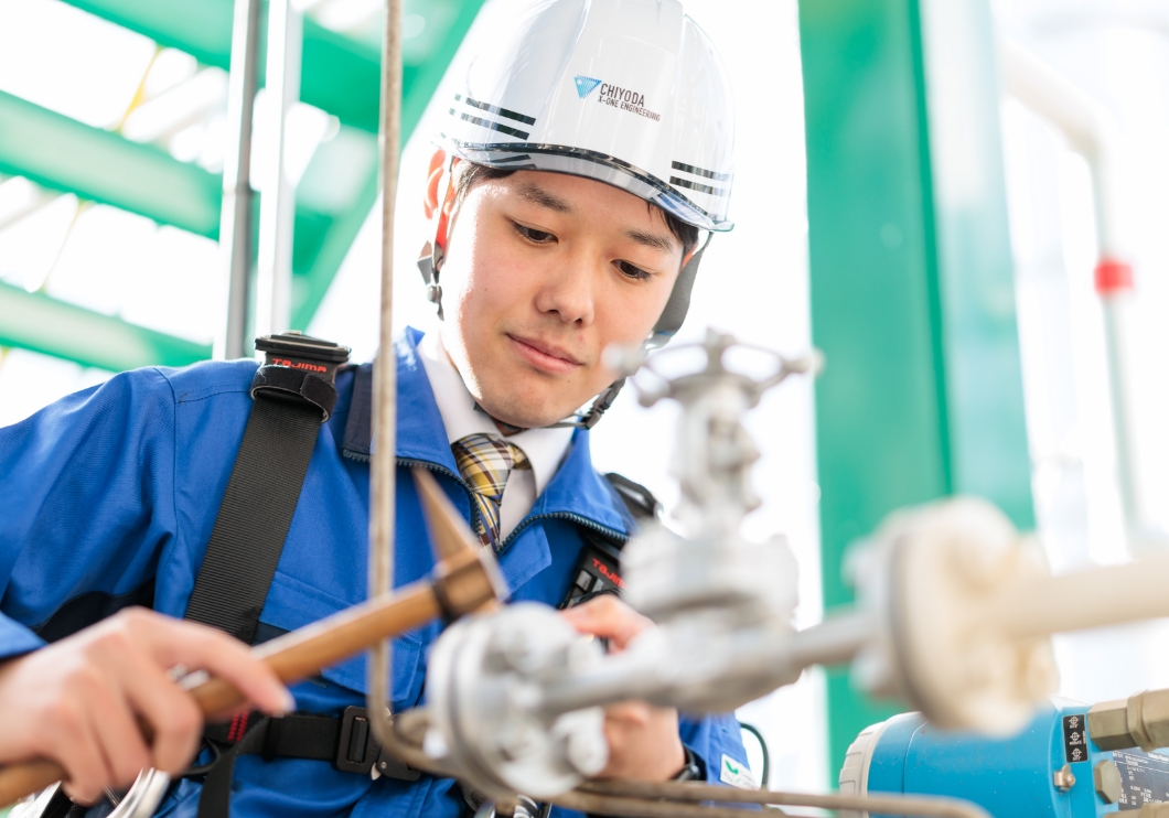 男性社員1名がメンテナンスする様子